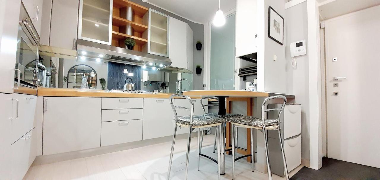 Charming Apartment Central Station Milan Luaran gambar