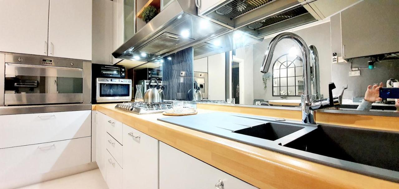 Charming Apartment Central Station Milan Luaran gambar