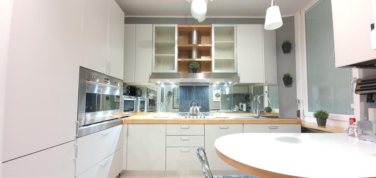 Charming Apartment Central Station Milan Luaran gambar