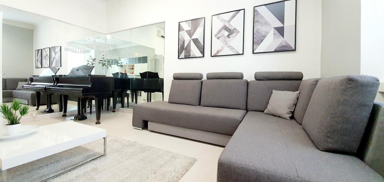 Charming Apartment Central Station Milan Luaran gambar