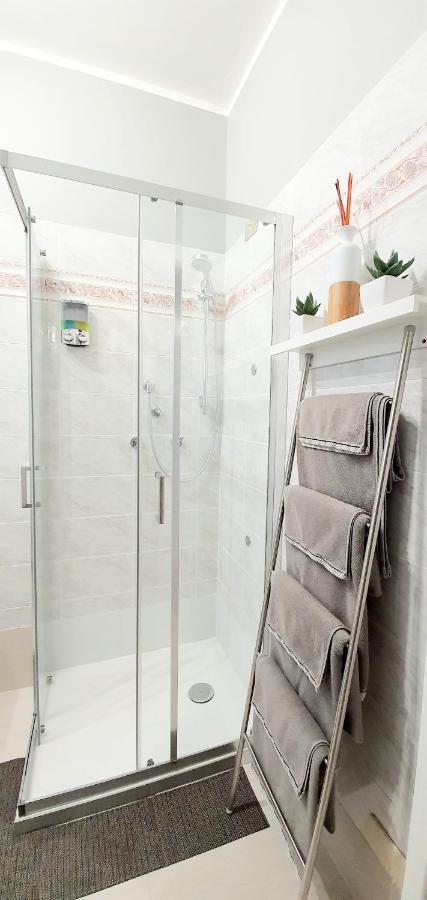Charming Apartment Central Station Milan Luaran gambar
